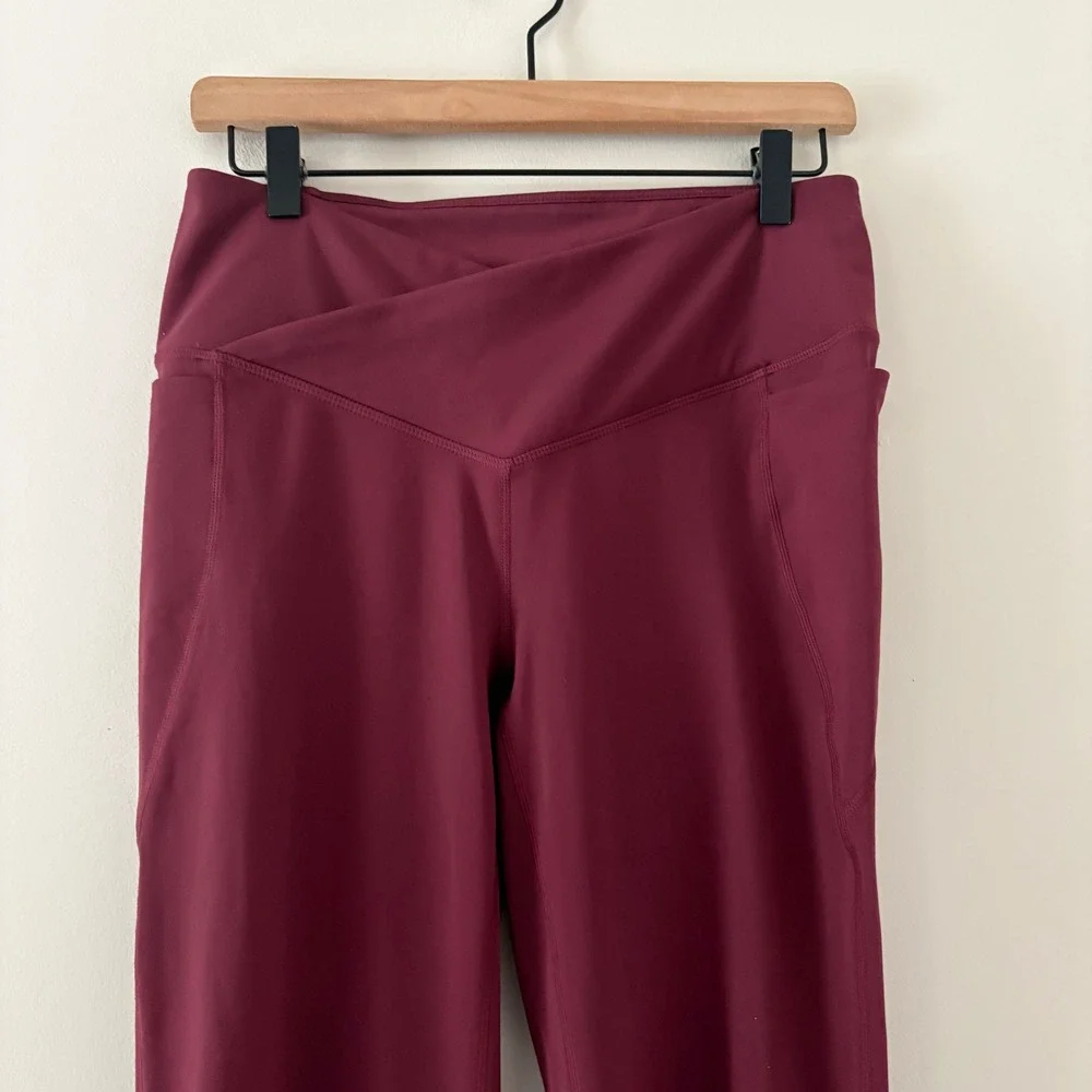 Fabletics Flare PureLuxe Pants Everyday Crossover Medium Burgundy Yoga Pockets
